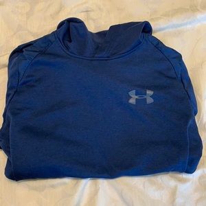 Large Navy blue under armour sweatshirt with pocket